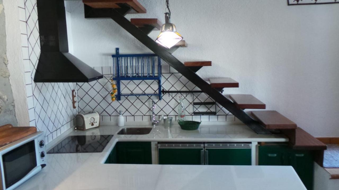 Vivienda Rural Fuente De Los Gusarapos Burunchel Exterior foto